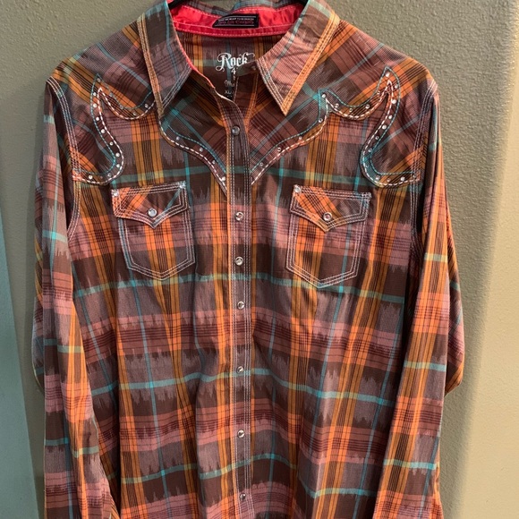 Wrangler Tops - Women’s flannel shirt